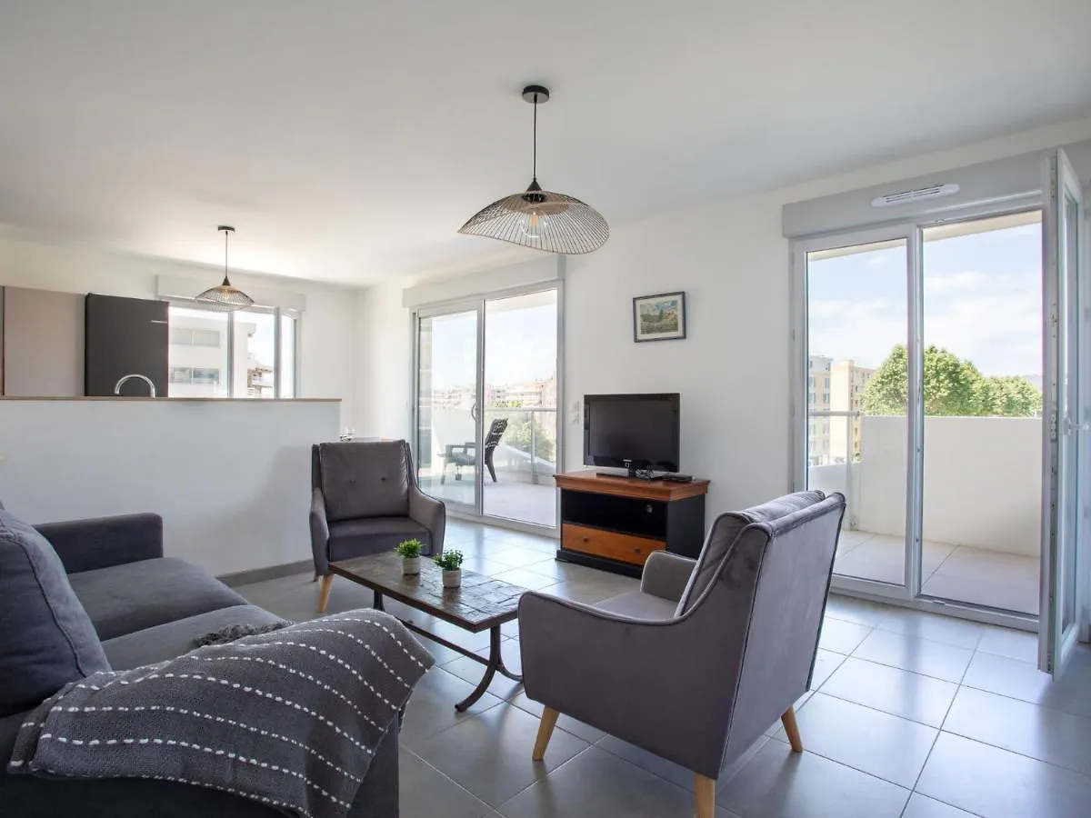 Apartment Rive De Cagnes By Interhome